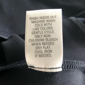 Navy blue Simply Vera Wang dress, hits at knees with keyhole bodice